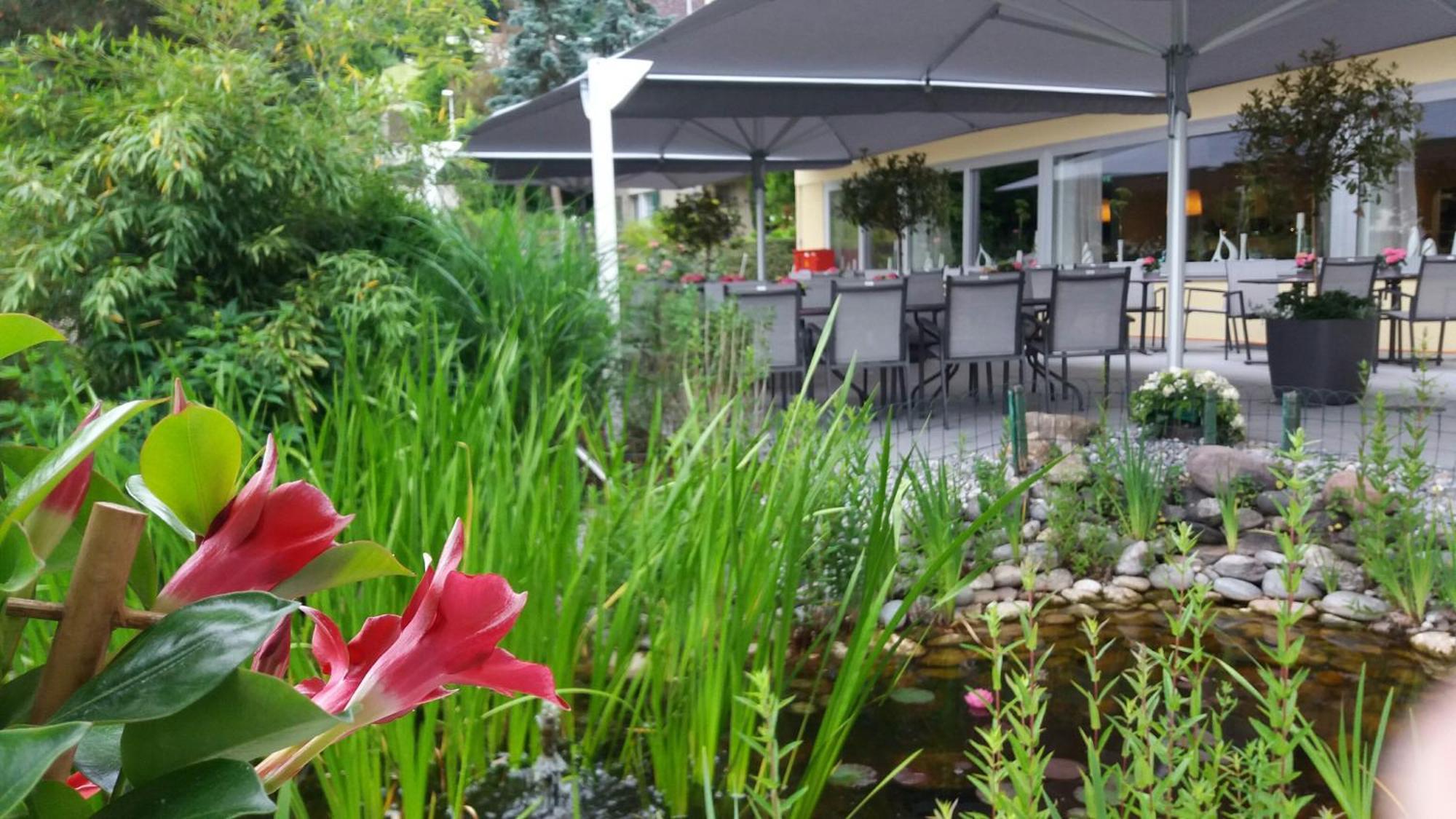 Vitalboutique Hotel Zurzacherhof Exterior photo